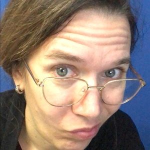 Meet your Posher, Joëlle